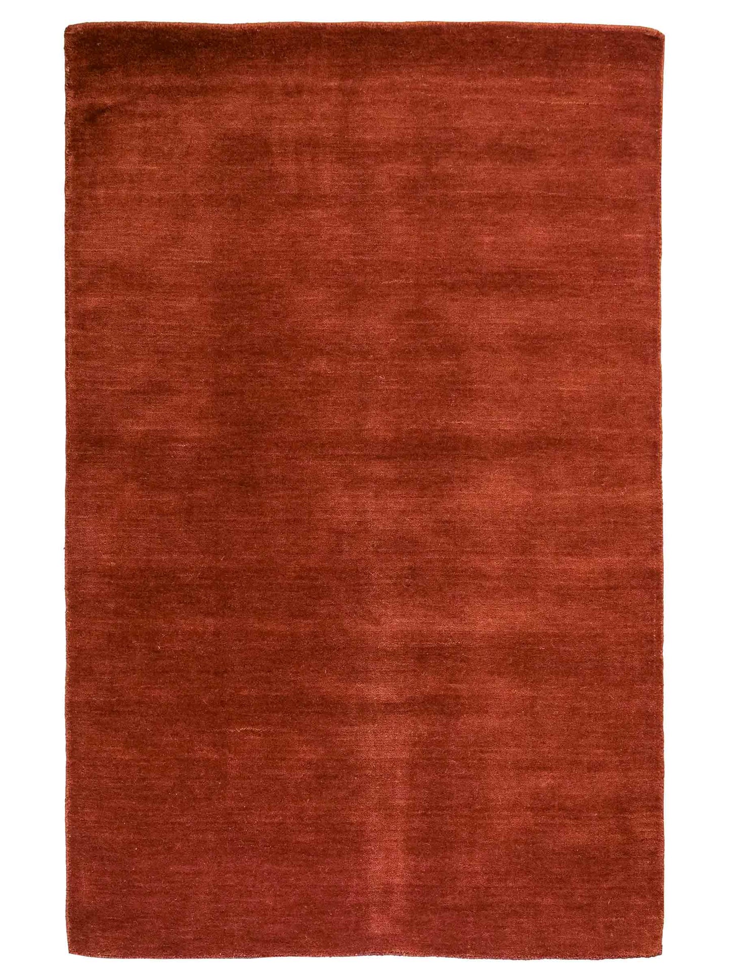 Moderner, Handloom Gabbeh Orientteppich von Khademi aus Wolle, braun. Einfarbiges Uni-Design. Produziert in Indien. Größe: 167x119cm. Teppichnummer: KB4-1575. Verkauf durch Jupiter Intl.