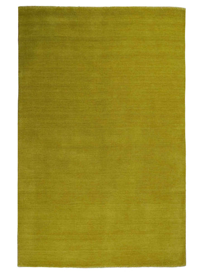 Moderner, Handloom Gabbeh Orientteppich von Khademi aus Wolle, gruen. Einfarbiges Uni-Design. Produziert in Indien. Größe: 168x116cm. Teppichnummer: KB4-1600. Verkauf durch Jupiter Intl.