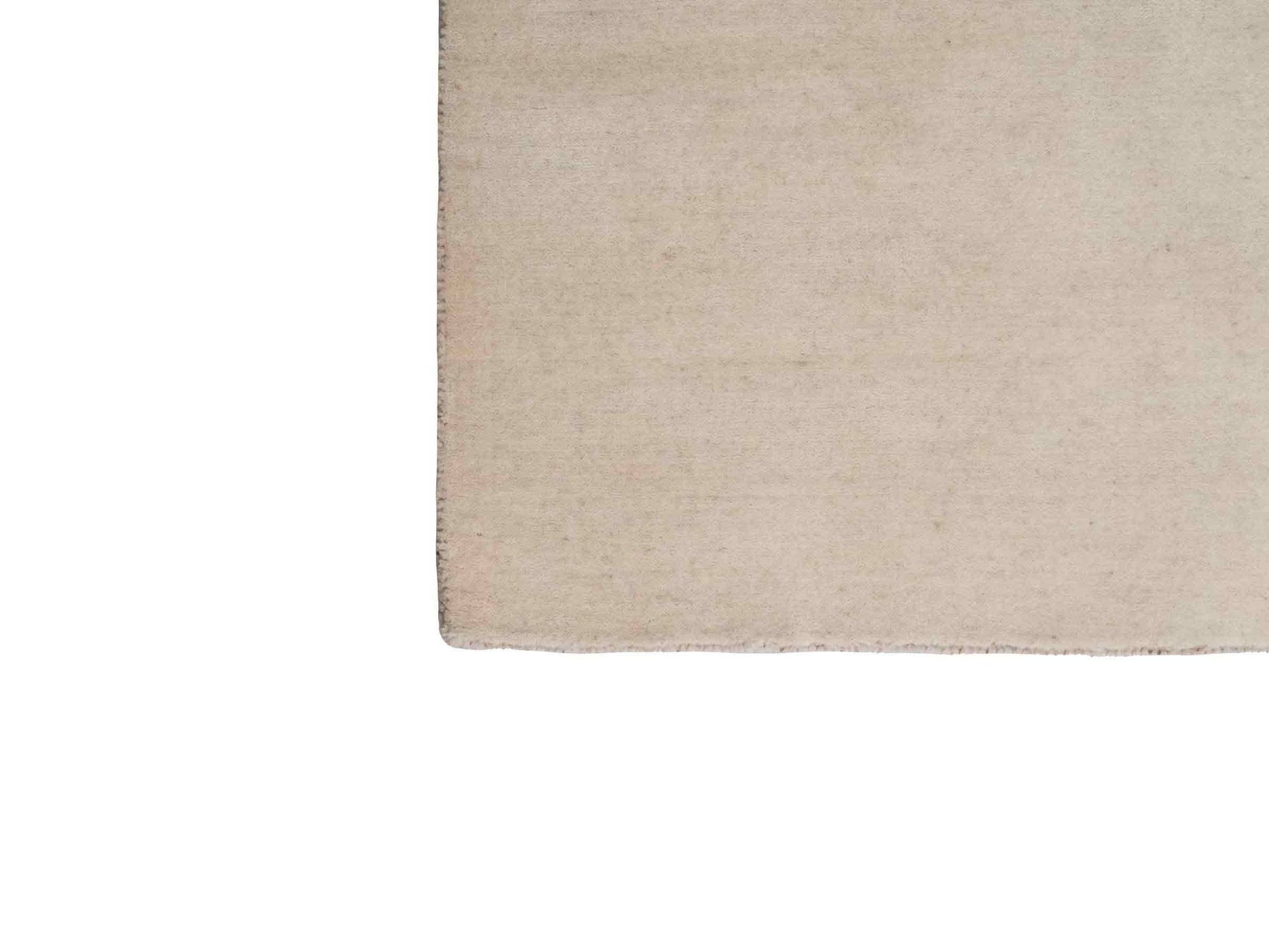 Moderner, Handloom Gabbeh Orientteppich von Khademi aus Wolle, cremeweiß. Einfarbiges Uni-Design. Produziert in Indien. Größe: 170x116cm. Teppichnummer: KB4-1582. Verkauf durch Jupiter Intl.