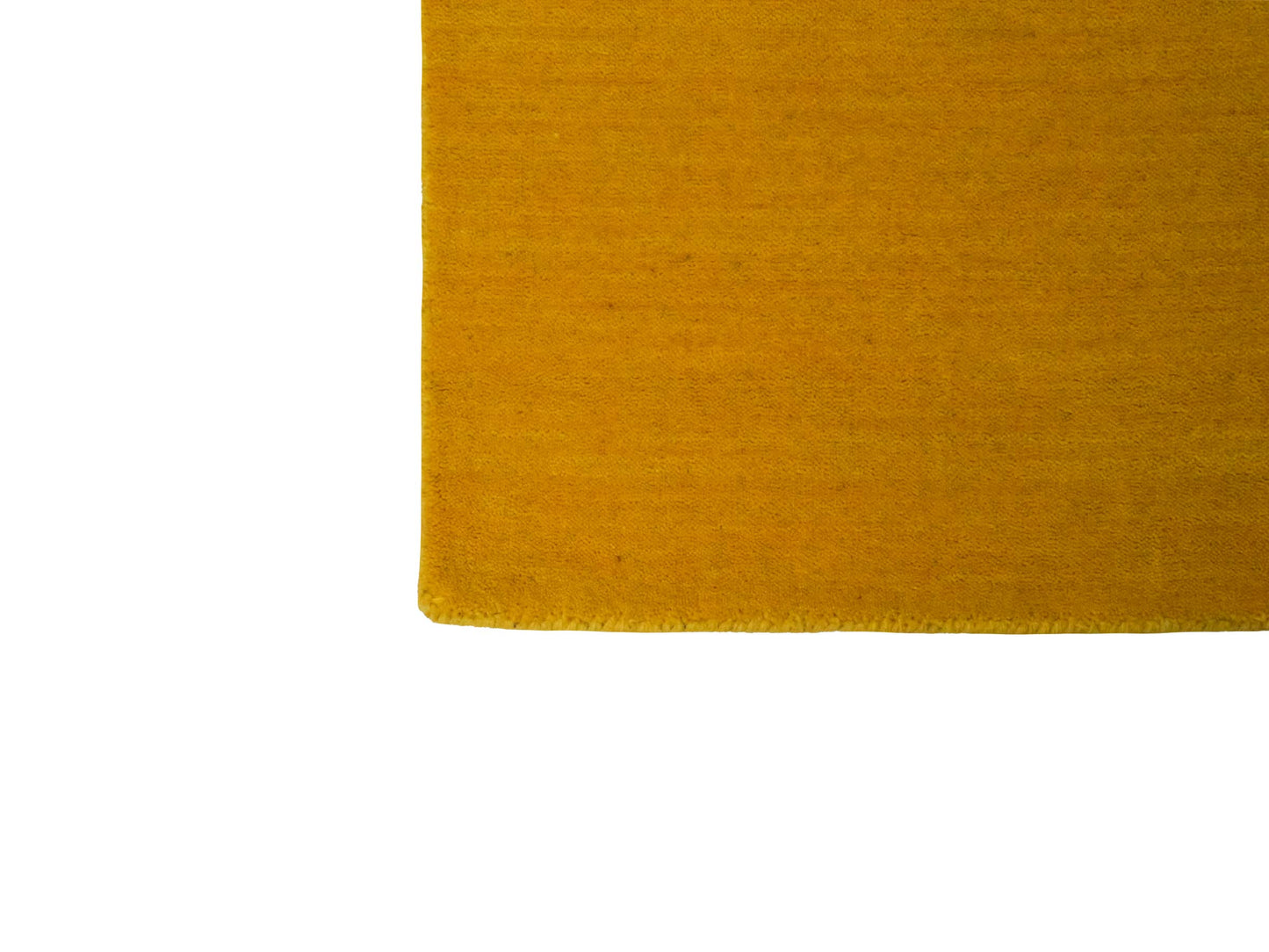 Moderner, Handloom Gabbeh Orientteppich von Khademi aus Wolle, gelb. Einfarbiges Uni-Design. Produziert in Indien. Größe: 170x117cm. Teppichnummer: KB4-1572. Verkauf durch Jupiter Intl.