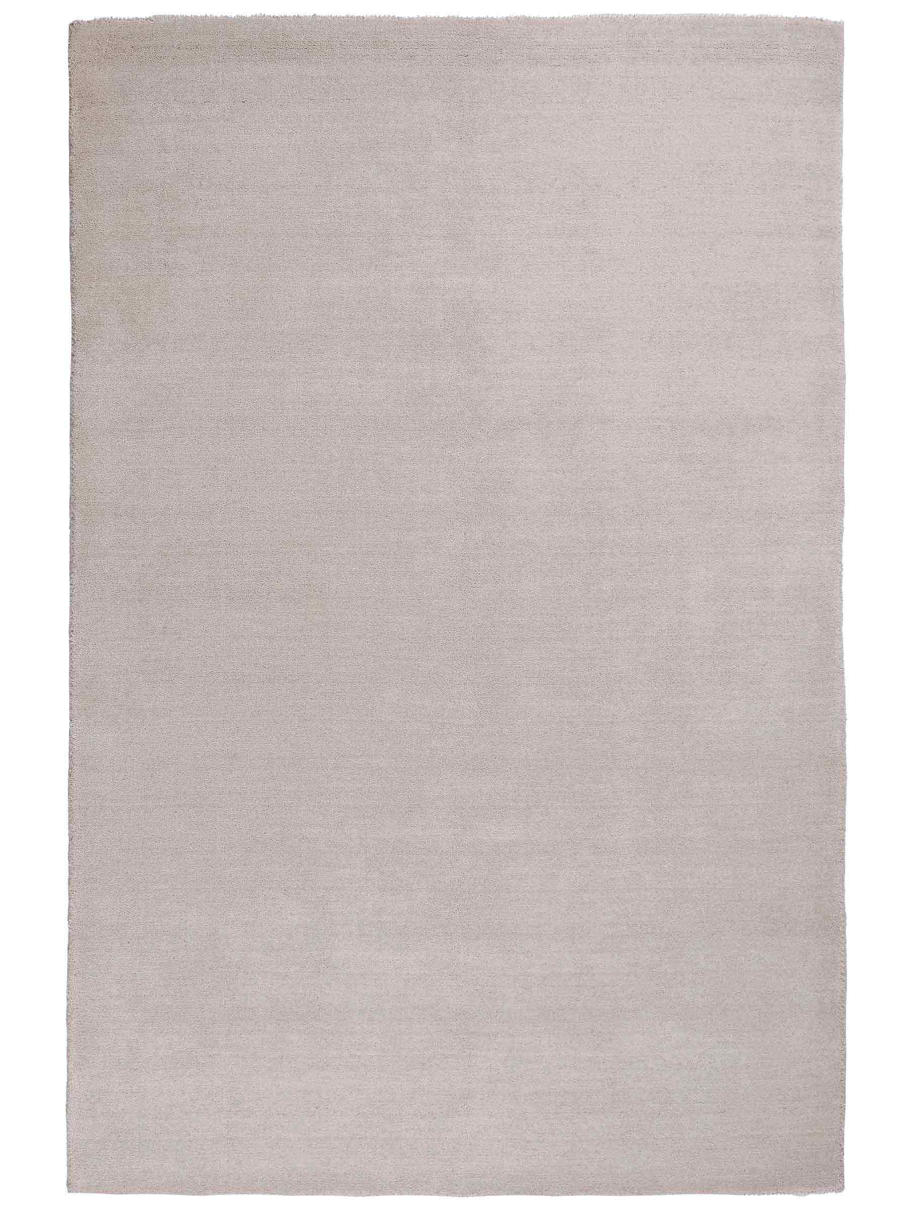 Moderner, Handloom Gabbeh Orientteppich von Khademi aus Wolle, ivory. Einfarbiges Uni-Design. Produziert in Indien. Größe: 170x119cm. Teppichnummer: KB4-1583. Verkauf durch Jupiter Intl.