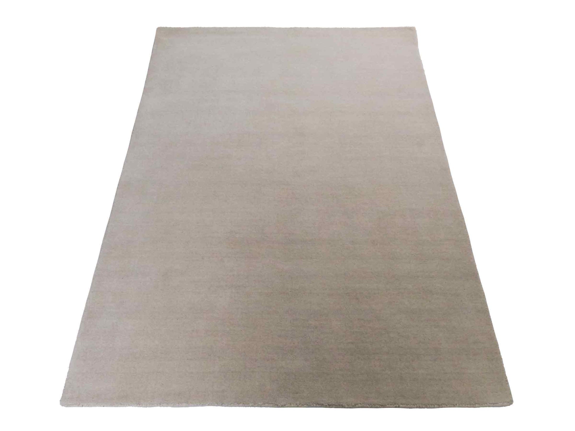 Moderner, Handloom Gabbeh Orientteppich von Khademi aus Wolle, ivory. Einfarbiges Uni-Design. Produziert in Indien. Größe: 170x119cm. Teppichnummer: KB4-1583. Verkauf durch Jupiter Intl.