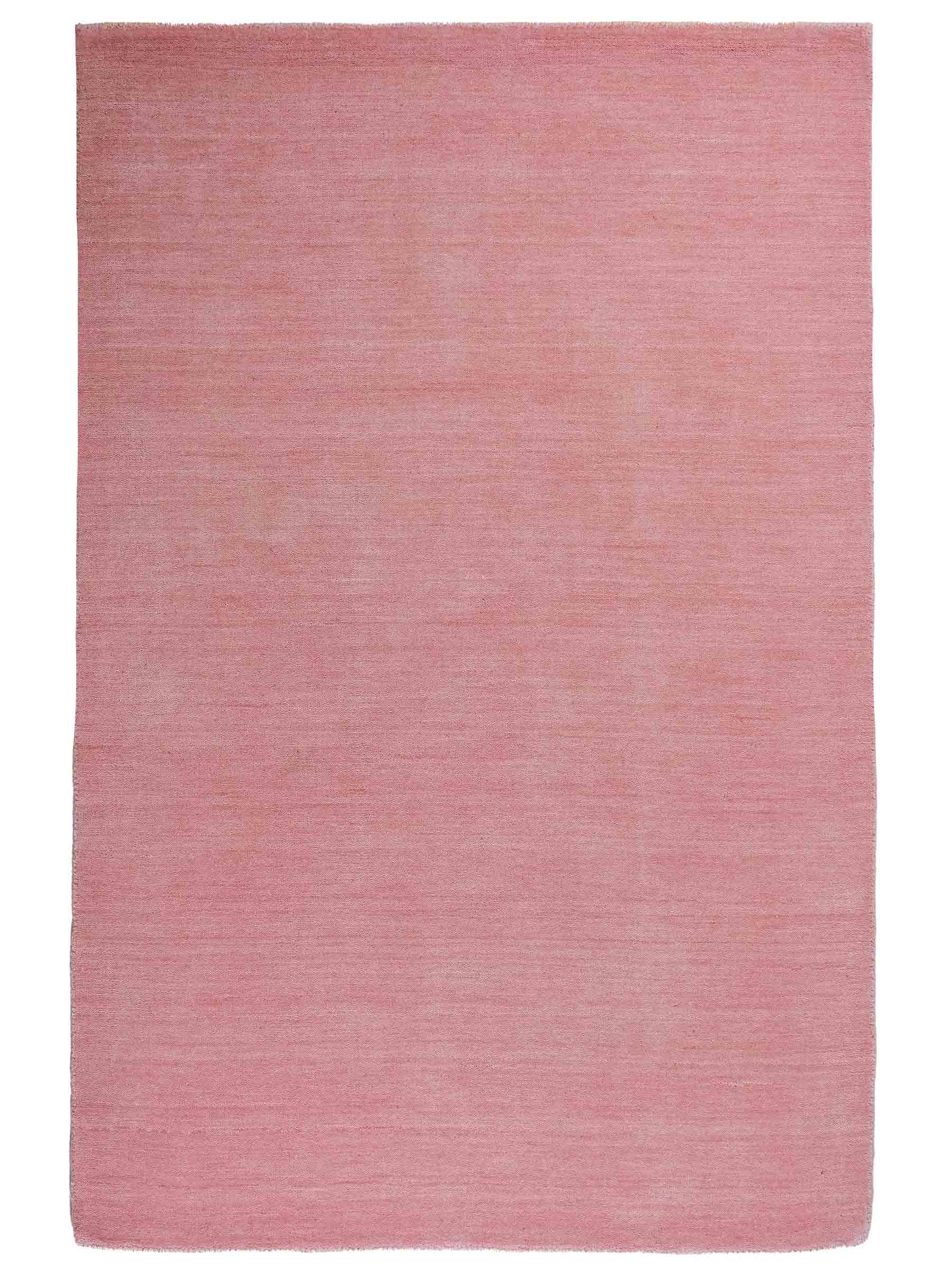 Moderner, Handloom Gabbeh Orientteppich von Khademi aus Wolle, rosa. Einfarbiges Uni-Design. Produziert in Indien. Größe: 170x119cm. Teppichnummer: KB4-1578. Verkauf durch Jupiter Intl.