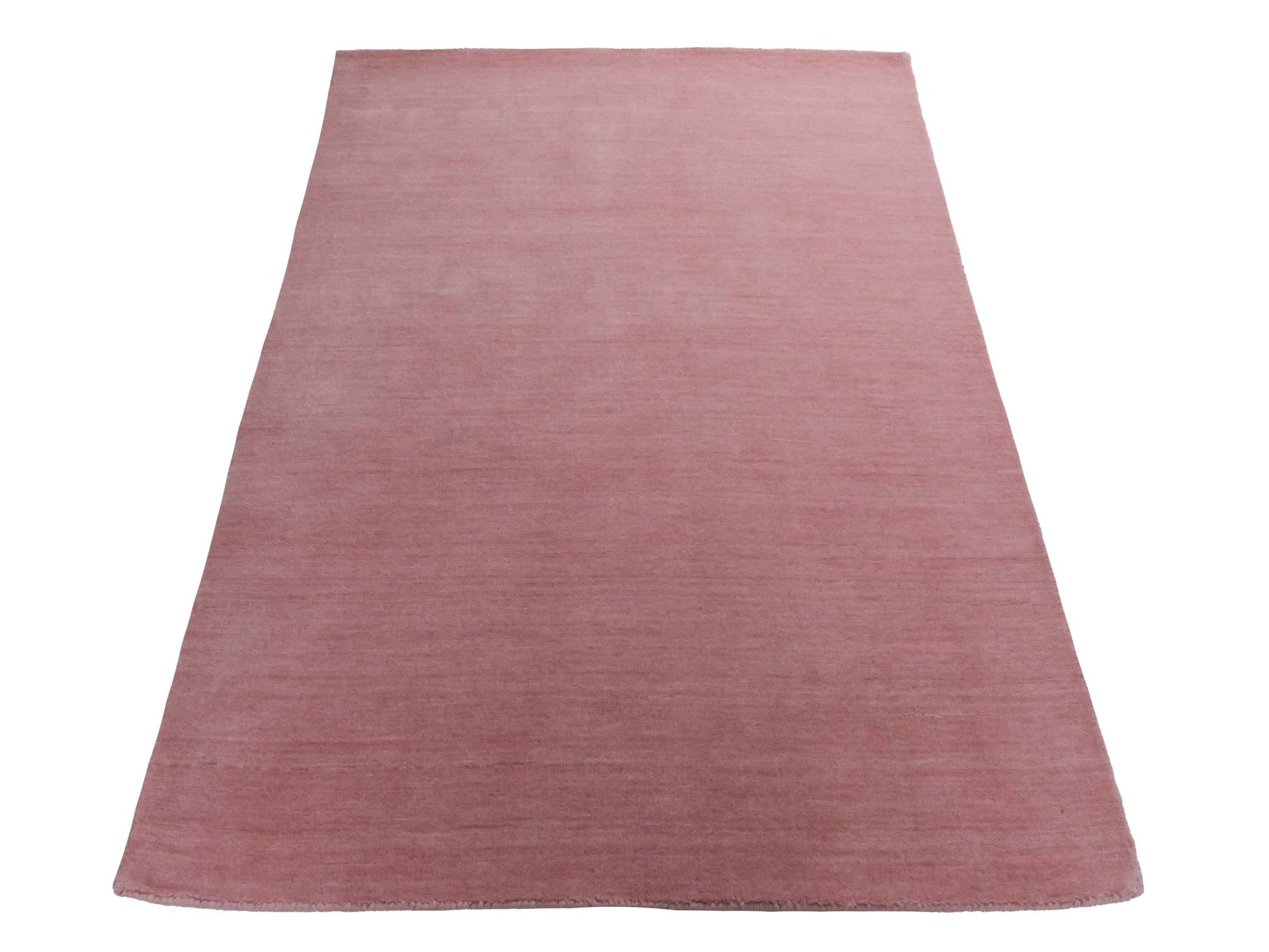 Moderner, Handloom Gabbeh Orientteppich von Khademi aus Wolle, rosa. Einfarbiges Uni-Design. Produziert in Indien. Größe: 170x119cm. Teppichnummer: KB4-1578. Verkauf durch Jupiter Intl.