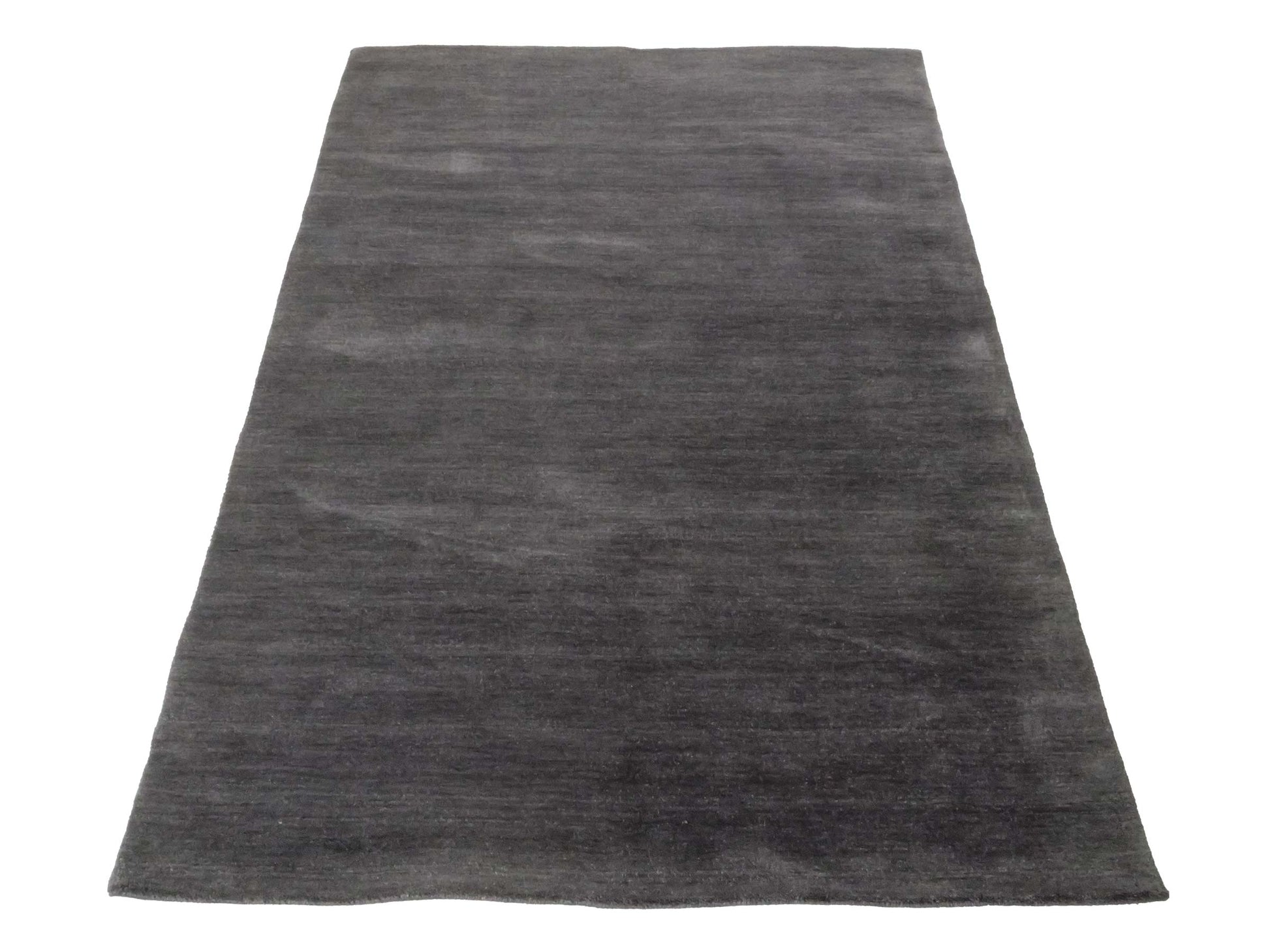 Moderner, Handloom Gabbeh Orientteppich von Khademi aus Wolle, anthrazit. Einfarbiges Uni-Design. Produziert in Indien. Größe: 175x125cm. Teppichnummer: KB4-1585. Verkauf durch Jupiter Intl.