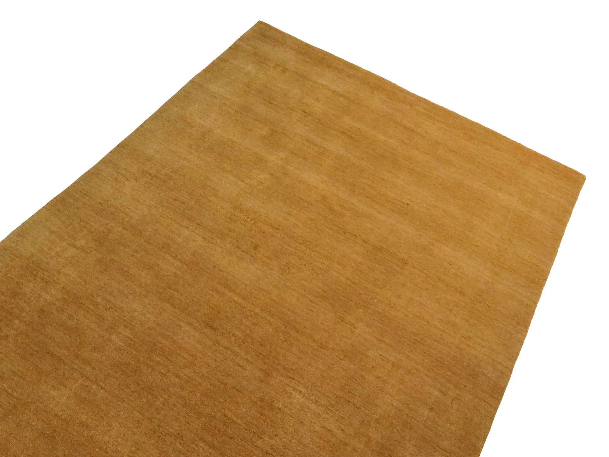 Moderner, Handloom Gabbeh Orientteppich von Khademi aus Wolle, gold. Einfarbiges Uni-Design. Produziert in Indien. Größe: 178x126cm. Teppichnummer: KB4-1573. Verkauf durch Jupiter Intl.