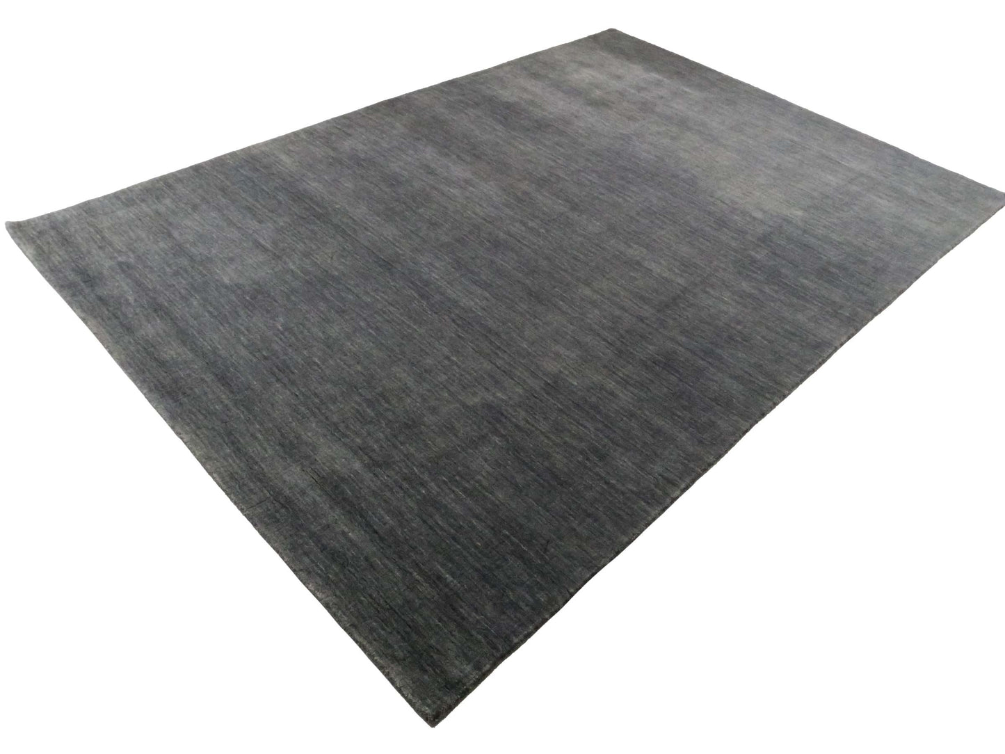 Moderner, Handloom Gabbeh Orientteppich von Khademi aus Wolle, anthrazit. Einfarbiges Uni-Design. Produziert in Indien. Größe: 285x200cm. Teppichnummer: KB4-1614. Verkauf durch Jupiter Intl.