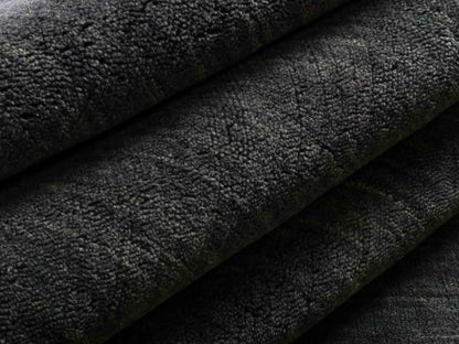 Moderner, Handloom Gabbeh Orientteppich von Khademi aus Wolle, anthrazit. Einfarbiges Uni-Design. Produziert in Indien. Größe: 292x200cm. Teppichnummer: KB4-1613. Verkauf durch Jupiter Intl.