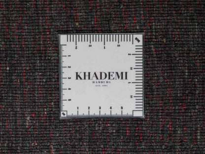 Moderner, Handloom Gabbeh Orientteppich von Khademi aus Wolle, anthrazit. Einfarbiges Uni-Design. Produziert in Indien. Größe: 292x200cm. Teppichnummer: KB4-1615. Verkauf durch Jupiter Intl.