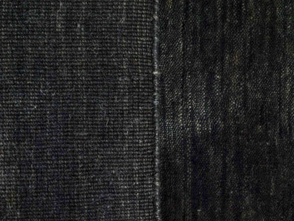 Moderner, Handloom Gabbeh Orientteppich von Khademi aus Wolle, anthrazit-grau. Einfarbiges Uni-Design. Produziert in Indien. Größe: 60x40cm. Teppichnummer: KB4-1617D. Verkauf durch Jupiter Intl.