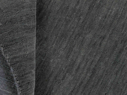 Moderner, Handloom Gabbeh Orientteppich von Khademi aus Wolle, grau. Einfarbiges Uni-Design. Produziert in Indien. Größe: 86x60cm. Teppichnummer: KB4-1609. Verkauf durch Jupiter Intl.