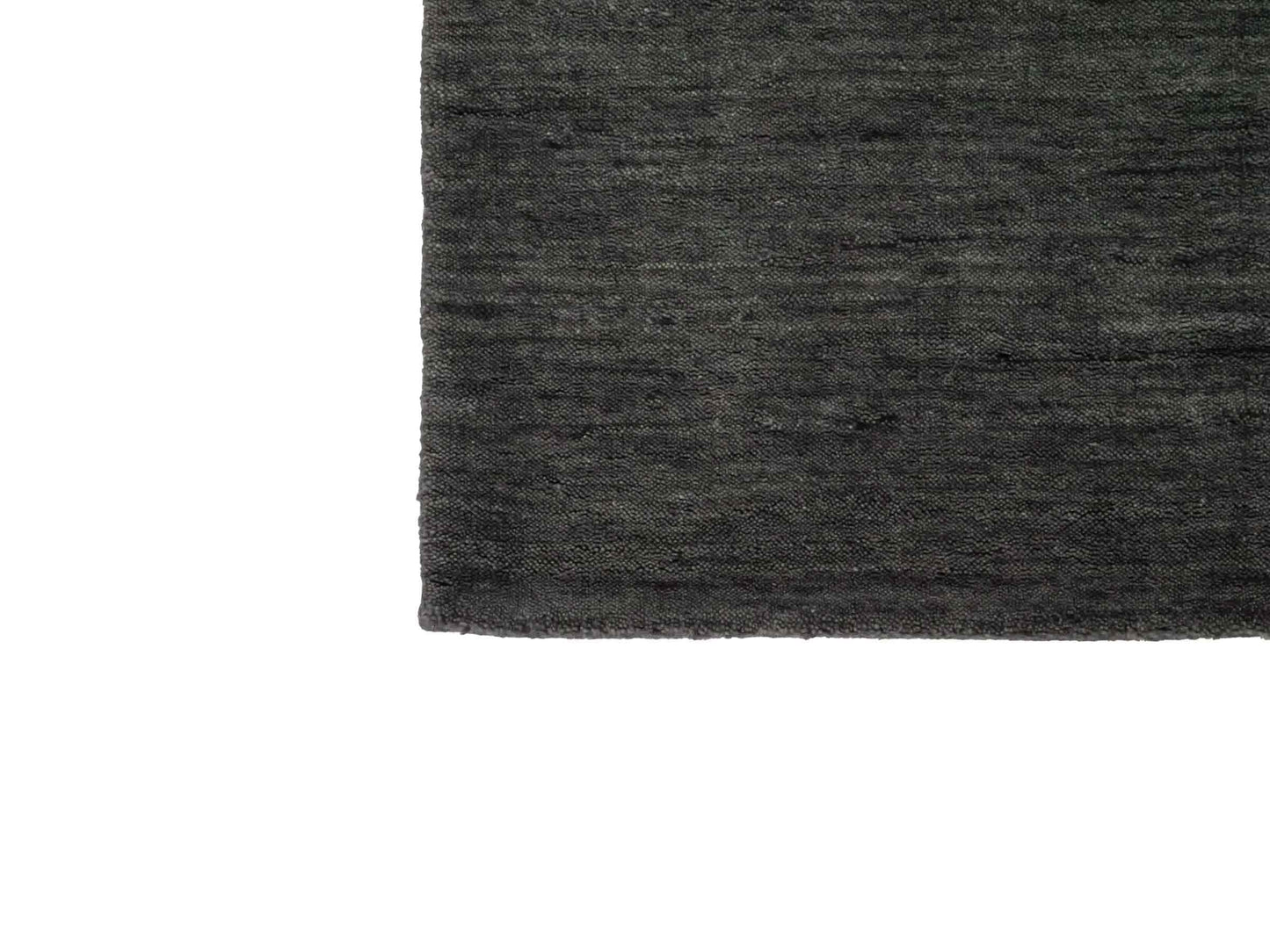 Moderner, Handloom Gabbeh Orientteppich von Khademi aus Wolle, grau. Einfarbiges Uni-Design. Produziert in Indien. Größe: 86x62cm. Teppichnummer: KB4-1608. Verkauf durch Jupiter Intl.