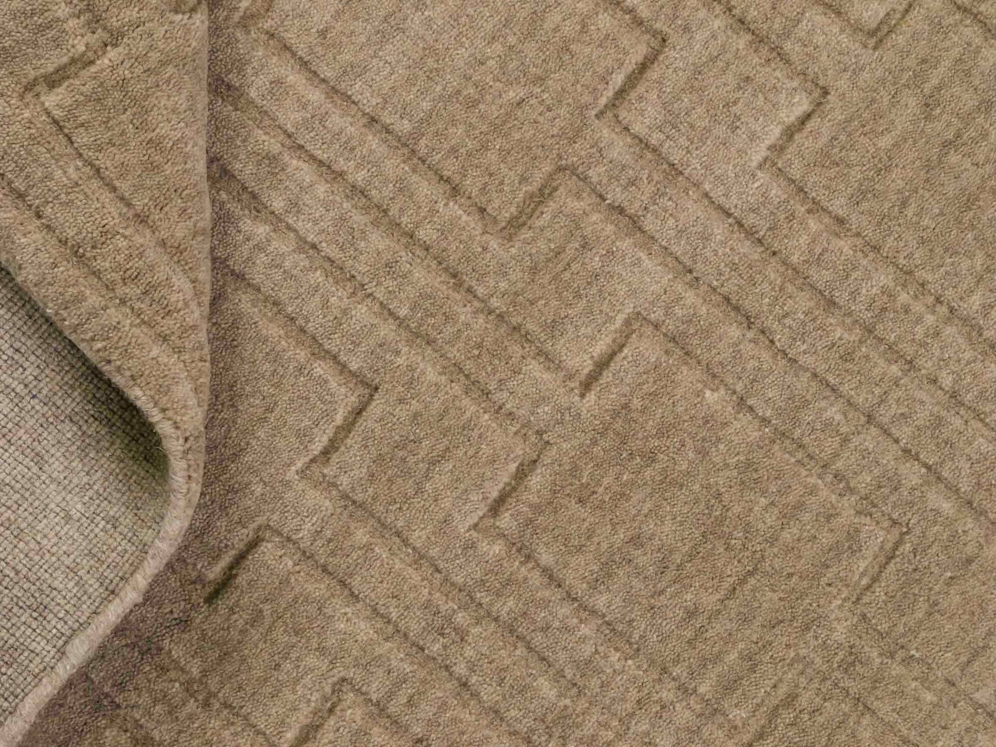 Moderner, Handloom Lori Orientteppich von Khademi aus Wolle, beige. Geometrisches Design. Produziert in Indien. Größe: 149x82cm. Teppichnummer: KB4-1521. Verkauf durch Jupiter Intl.