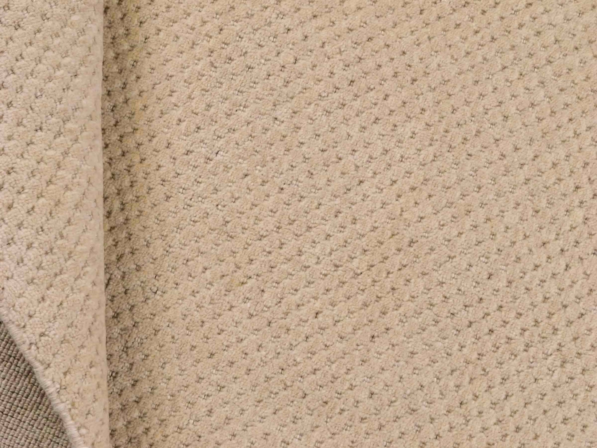 Moderner, Handloom Lori Orientteppich von Khademi aus Wolle, beige. Geometrisches Design. Produziert in Indien. Größe: 150x83cm. Teppichnummer: KB4-1530. Verkauf durch Jupiter Intl.