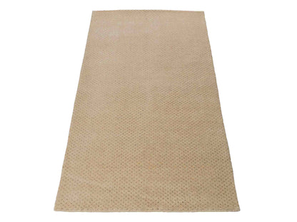 Moderner, Handloom Lori Orientteppich von Khademi aus Wolle, beige. Geometrisches Design. Produziert in Indien. Größe: 151x82cm. Teppichnummer: KB4-1524. Verkauf durch Jupiter Intl.