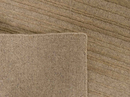 Moderner, Handloom Lori Orientteppich von Khademi aus Wolle, beige. Geometrisches Design. Produziert in Indien. Größe: 152x79cm. Teppichnummer: KB4-1526. Verkauf durch Jupiter Intl.