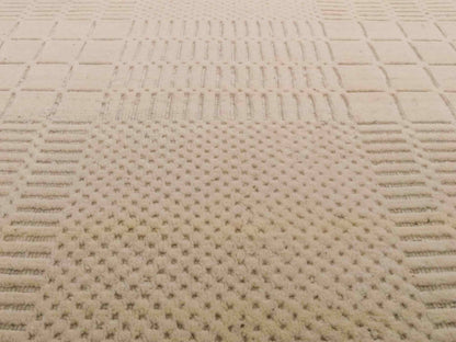 Moderner, Handloom Lori Orientteppich von Khademi aus Wolle, cremeweiß. Geometrisches Design. Produziert in Indien. Größe: 153x83cm. Teppichnummer: KB4-1528. Verkauf durch Jupiter Intl.