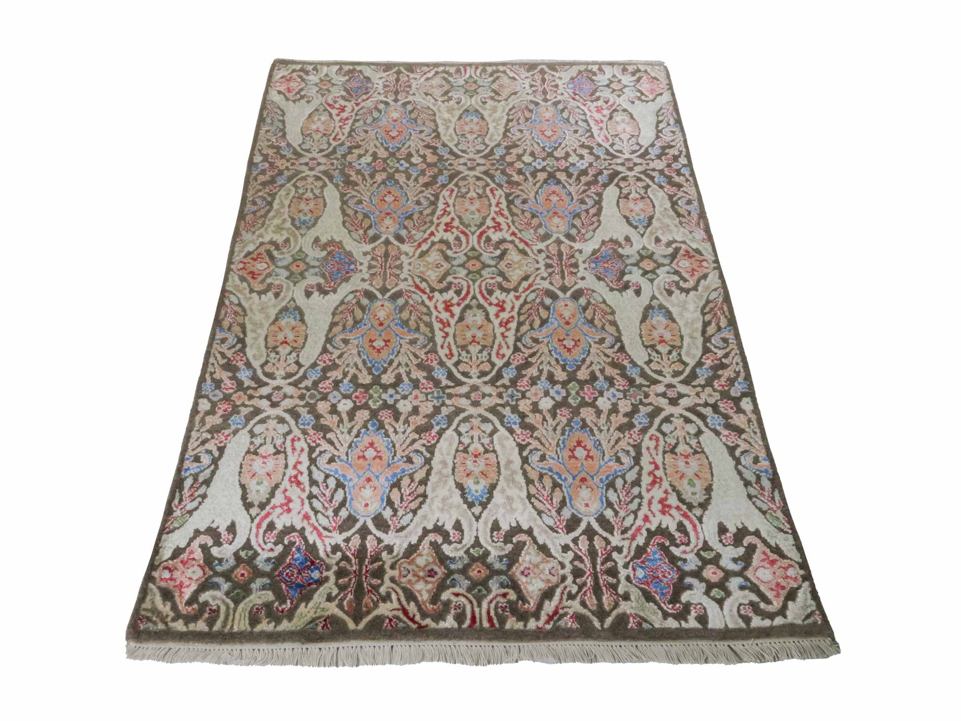 Handgeknüpfter Designer Oushak Orientteppich von Khademi aus Wolle mit Viskose, grün, mehrfarbig. Modernes Vintage-Design. Von Hand geknüpft in Indien. Größe: 177x121cm. Teppichnummer: KB4-1629. Verkauf durch Jupiter Intl.