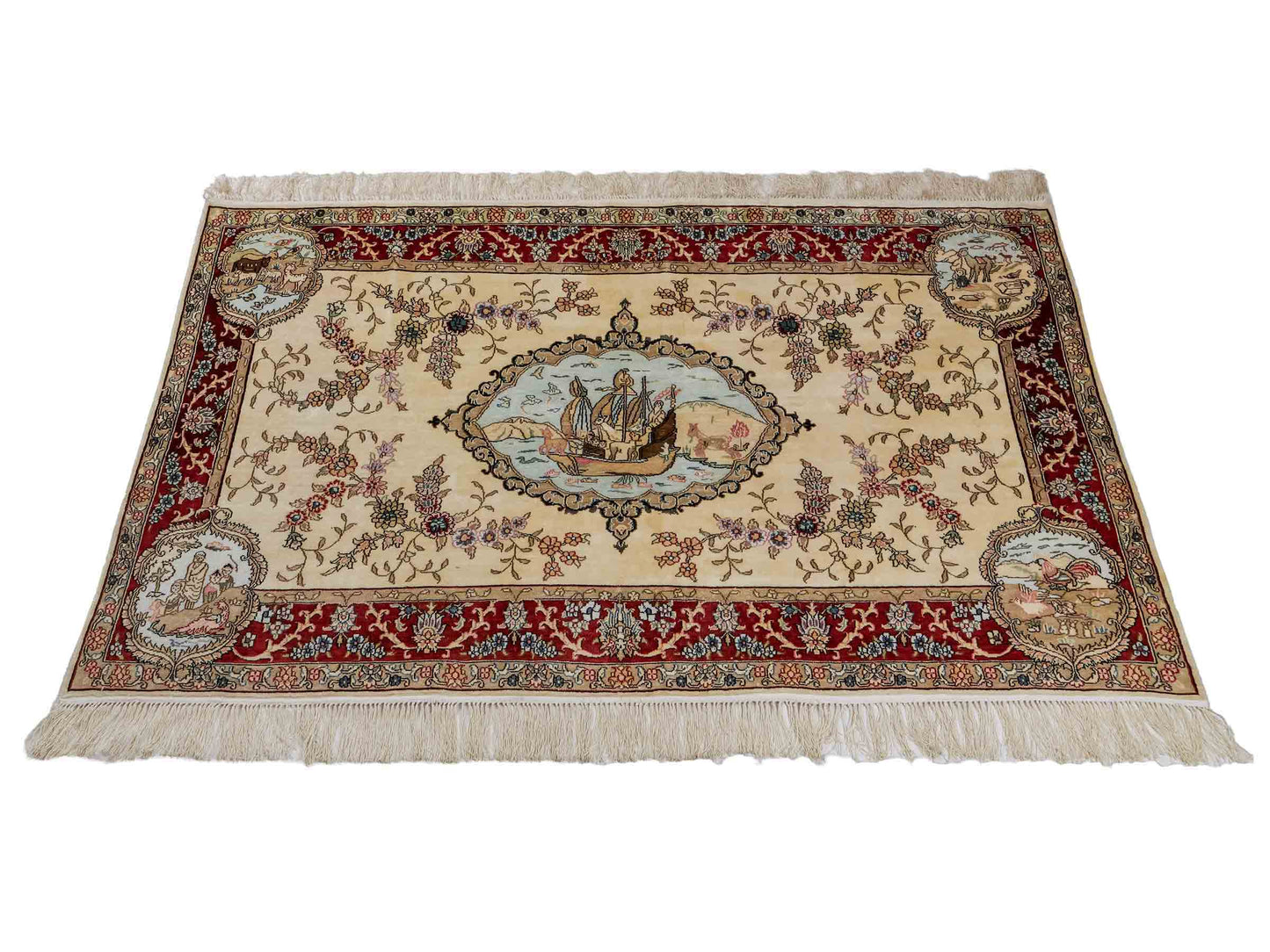 Sehr feiner, handgeknüpfter, chinesischer Orientteppich mit Ghom Design aus Kunstseide, creme, weiß, rot. 153x95 cm. Verkauf durch Jupiter Intl.