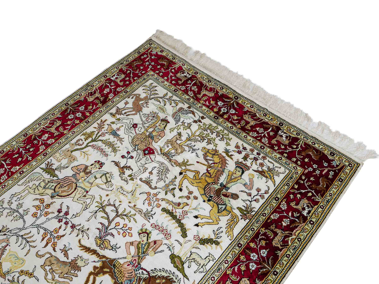 Feiner, handgeknüpfter, chinesischer Orientteppich mit Ghom Design aus Kunstseide, weiß, rot, creme. 180x123 cm. Verkauf durch Jupiter Intl.