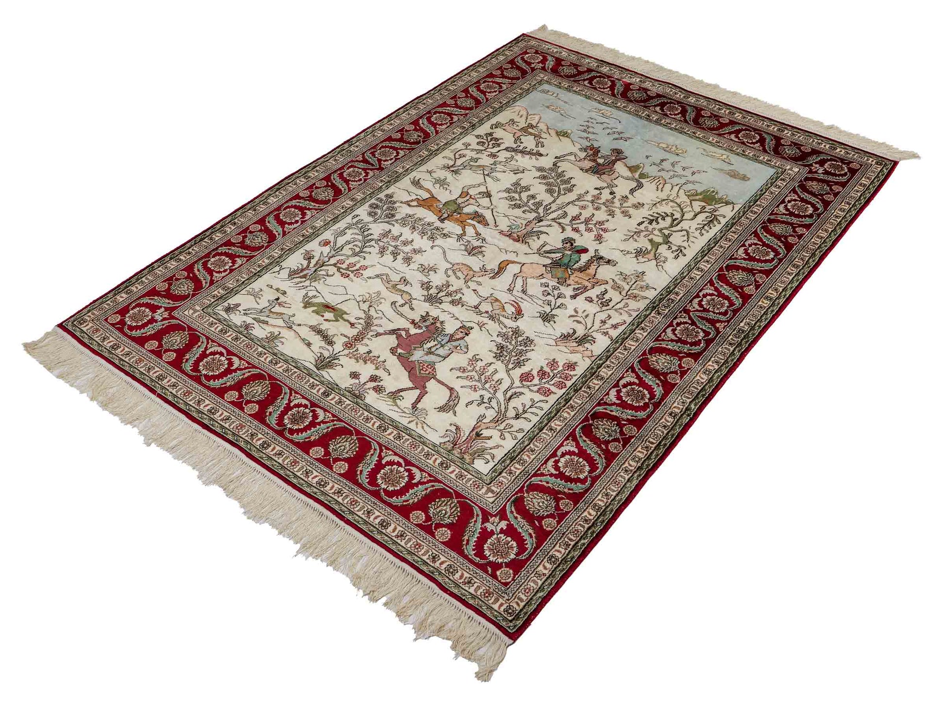 Feiner, handgeknüpfter Art Ghom aus Kunstseide. Ursprung China. Größe: 180 x 124 cm. Hauptfarben: Weiß, Creme, Rot. Vertrieb durch JUPITER Intl.