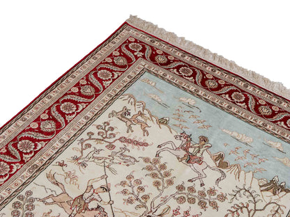 Feiner, handgeknüpfter Art Ghom aus Kunstseide. Ursprung China. Größe: 183 x 123 cm. Hauptfarben: Weiß, Creme, Rot. Vertrieb durch JUPITER Intl.