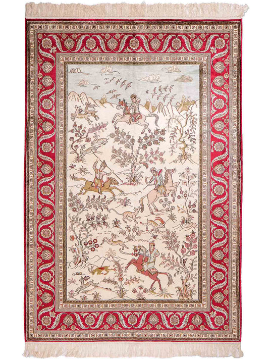 Feiner, handgeknüpfter, chinesischer Orientteppich mit Ghom Design aus Kunstseide, creme, weiß, rot, blau. 183x125 cm. Verkauf durch Jupiter Intl.