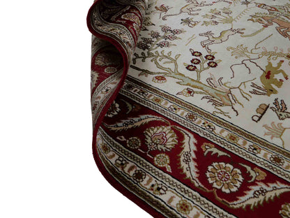 Feiner, handgeknüpfter Art Ghom aus Kunstseide. Ursprung China. Größe: 183 x 126 cm. Hauptfarben: Weiß, Creme, Rot. Vertrieb durch JUPITER Intl.