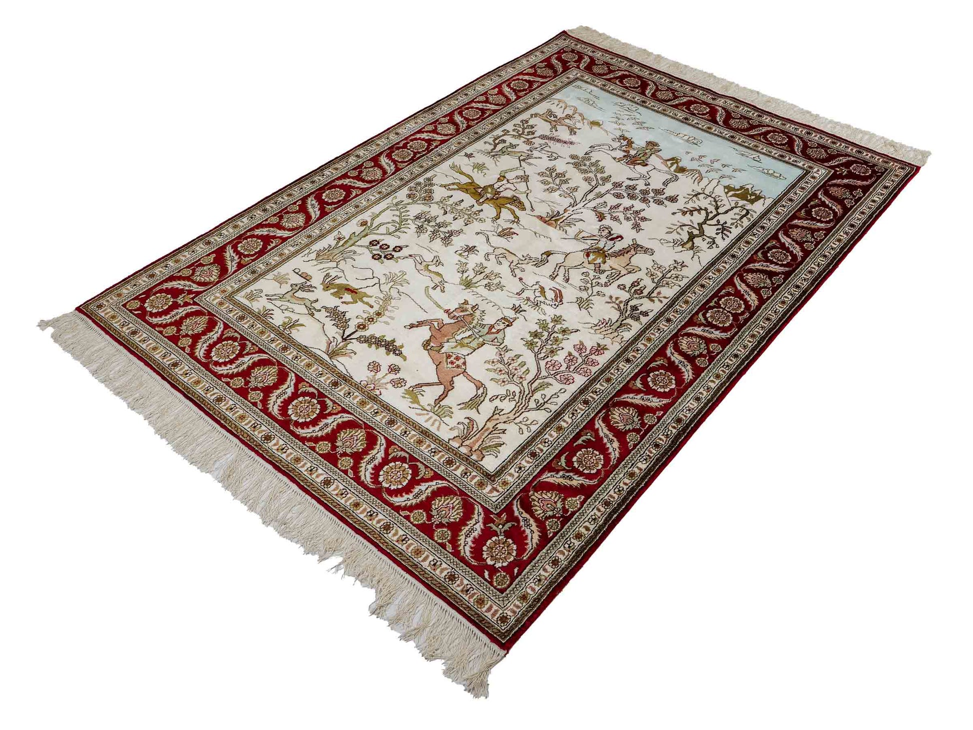 Feiner, handgeknüpfter Art Ghom aus Kunstseide. Ursprung China. Größe: 183 x 126 cm. Hauptfarben: Weiß, Creme, Rot. Vertrieb durch JUPITER Intl.