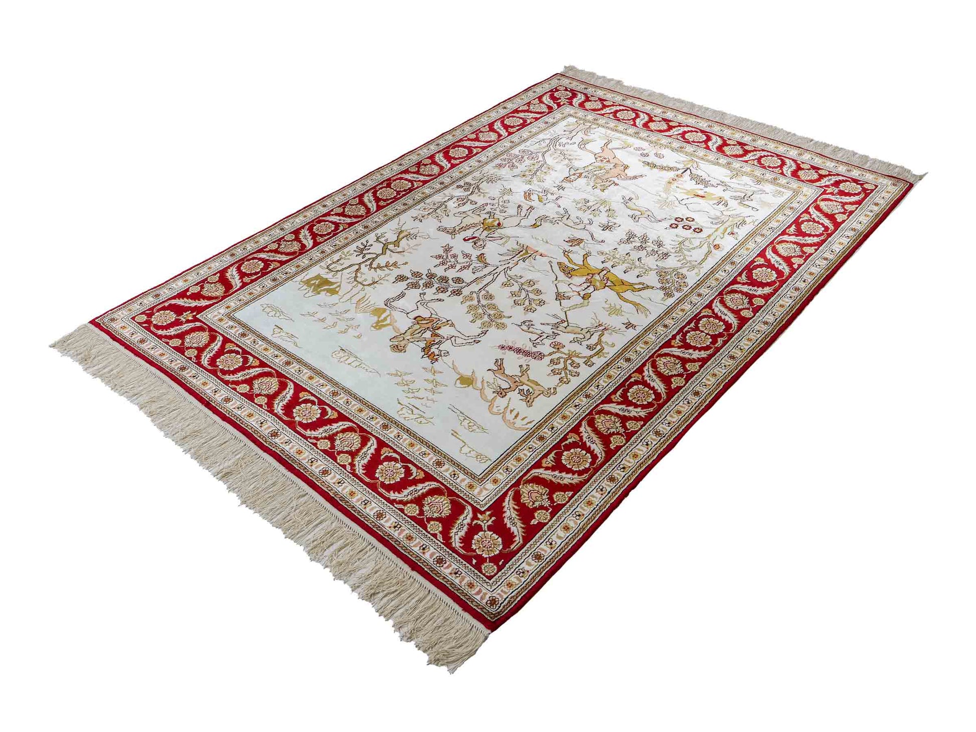 Feiner, handgeknüpfter Art Ghom aus Kunstseide. Ursprung China. Größe: 183 x 126 cm. Hauptfarben: Weiß, Creme, Rot. Vertrieb durch JUPITER Intl.