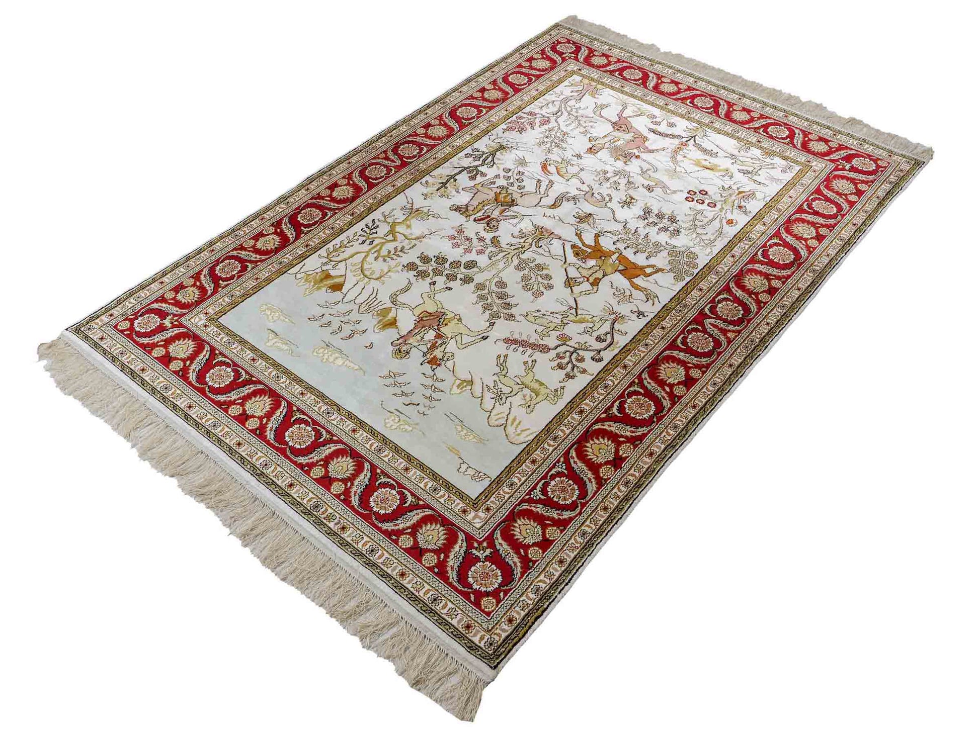 Feiner, handgeknüpfter Art Ghom aus Kunstseide. Ursprung China. Größe: 184 x 125 cm. Hauptfarben: Weiß, Creme, Rot. Vertrieb durch JUPITER Intl.