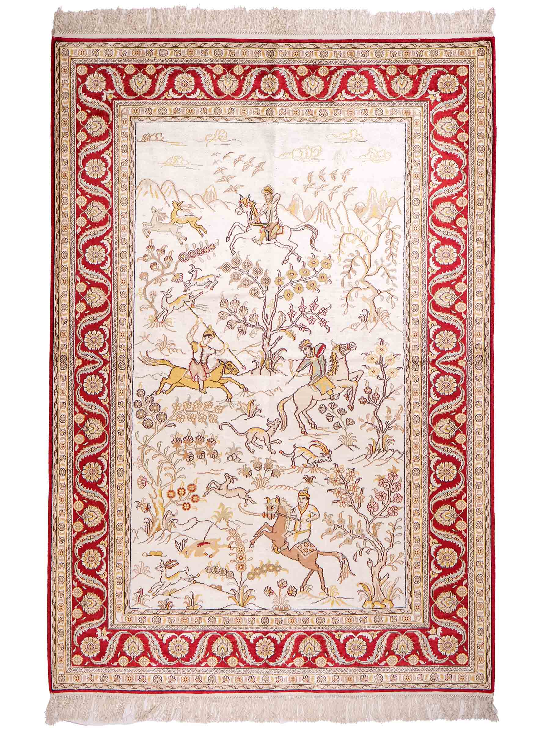 Feiner, handgeknüpfter Art Ghom aus Kunstseide. Ursprung China. Größe: 185 x 127 cm. Hauptfarben: Weiß, Creme, Rot. Vertrieb durch JUPITER Intl.