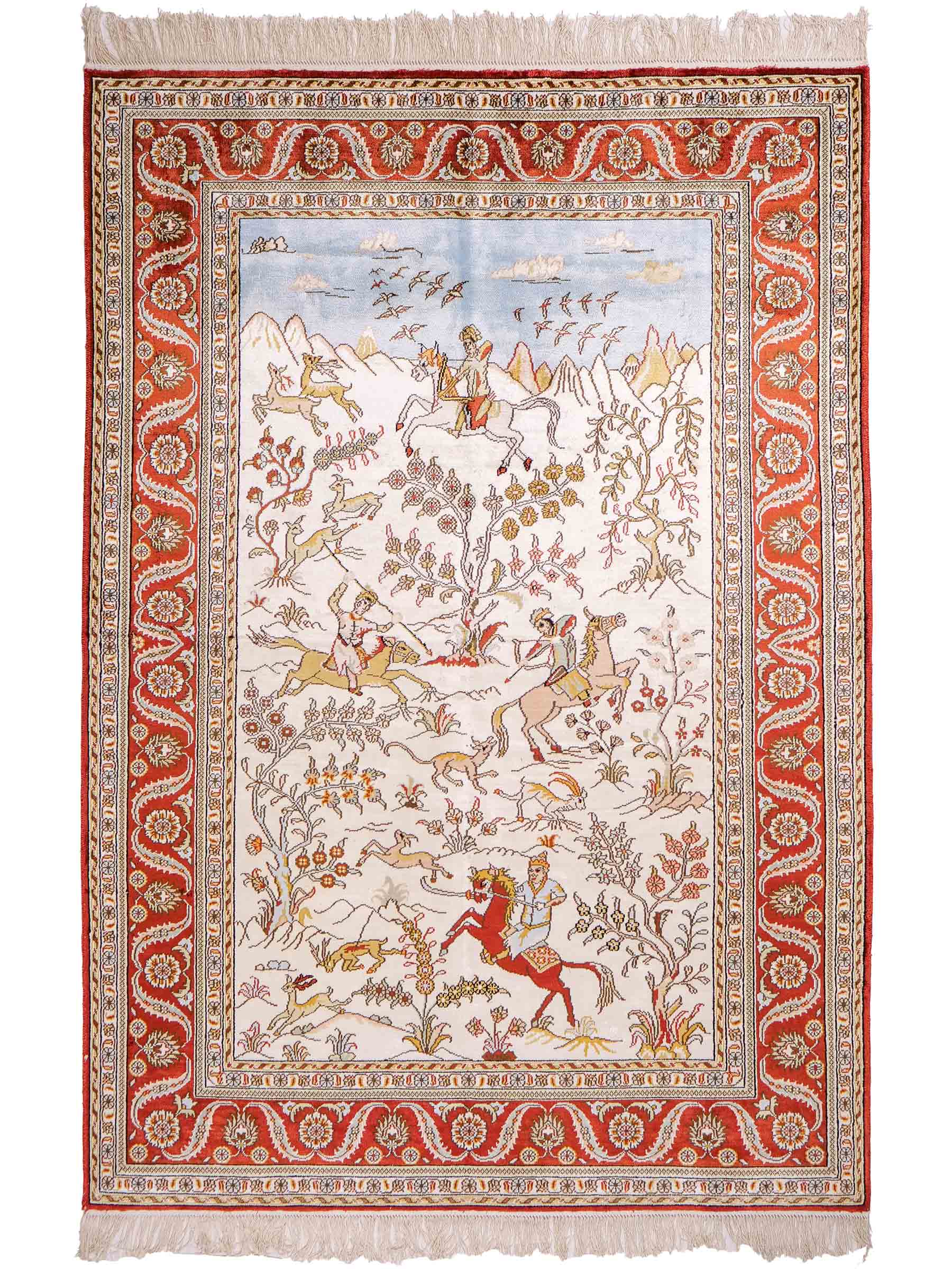 Feiner, handgeknüpfter Art Ghom aus Kunstseide. Ursprung China. Größe: 186 x 124 cm. Hauptfarben: Weiß, Creme, Rot. Vertrieb durch JUPITER Intl.