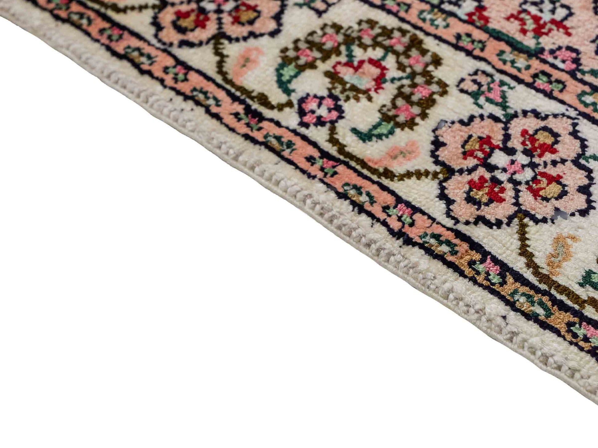 Feiner, handgeknüpfter, chinesischer Orientteppich mit Ghom Design aus Kunstseide, rot, creme, weiß. 89x62 cm. Verkauf durch Jupiter Intl.