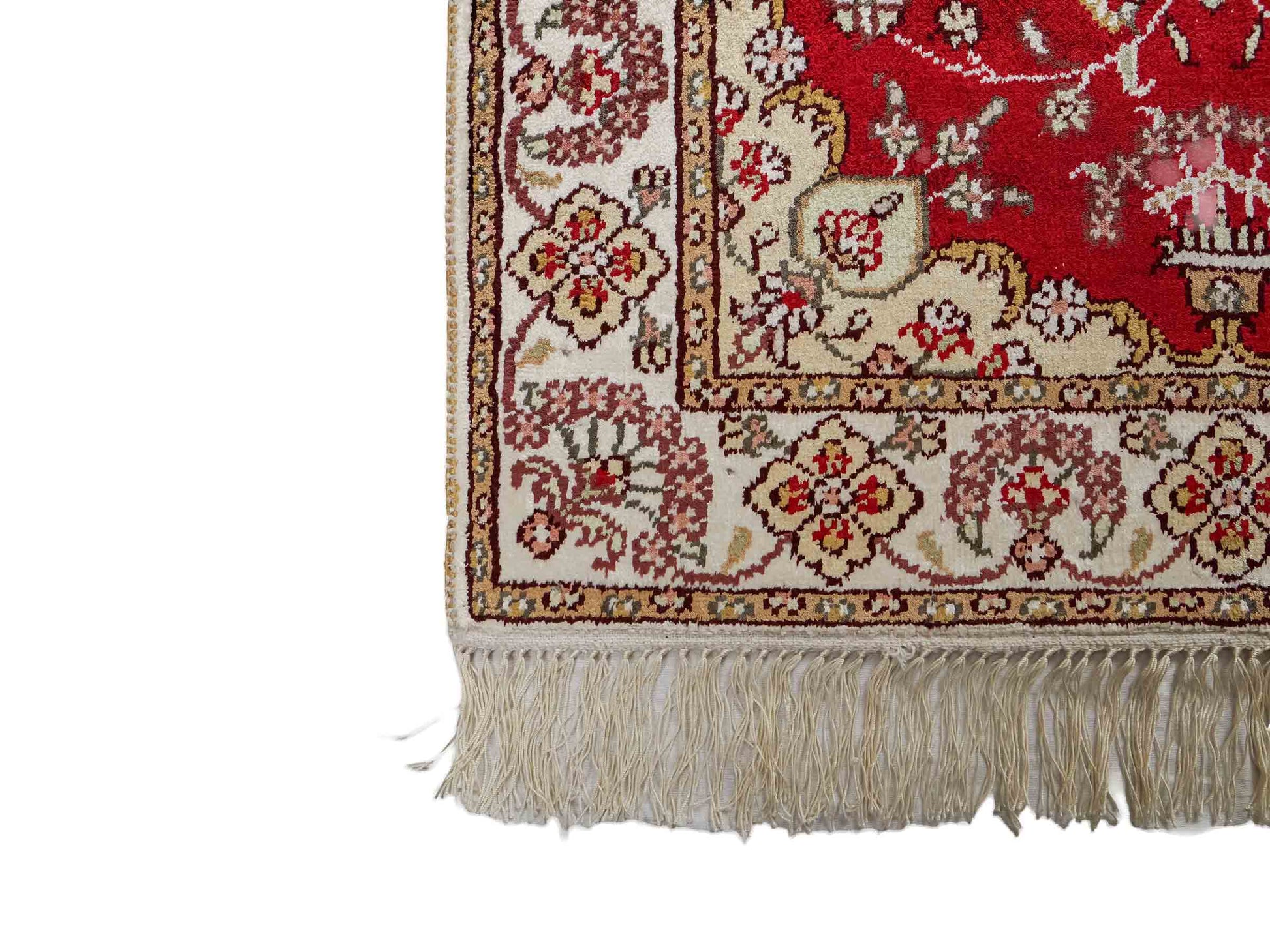 Feiner, handgeknüpfter, chinesischer Orientteppich mit Ghom Design aus Kunstseide, rot, creme, weiß. 90x62 cm. Verkauf durch Jupiter Intl.