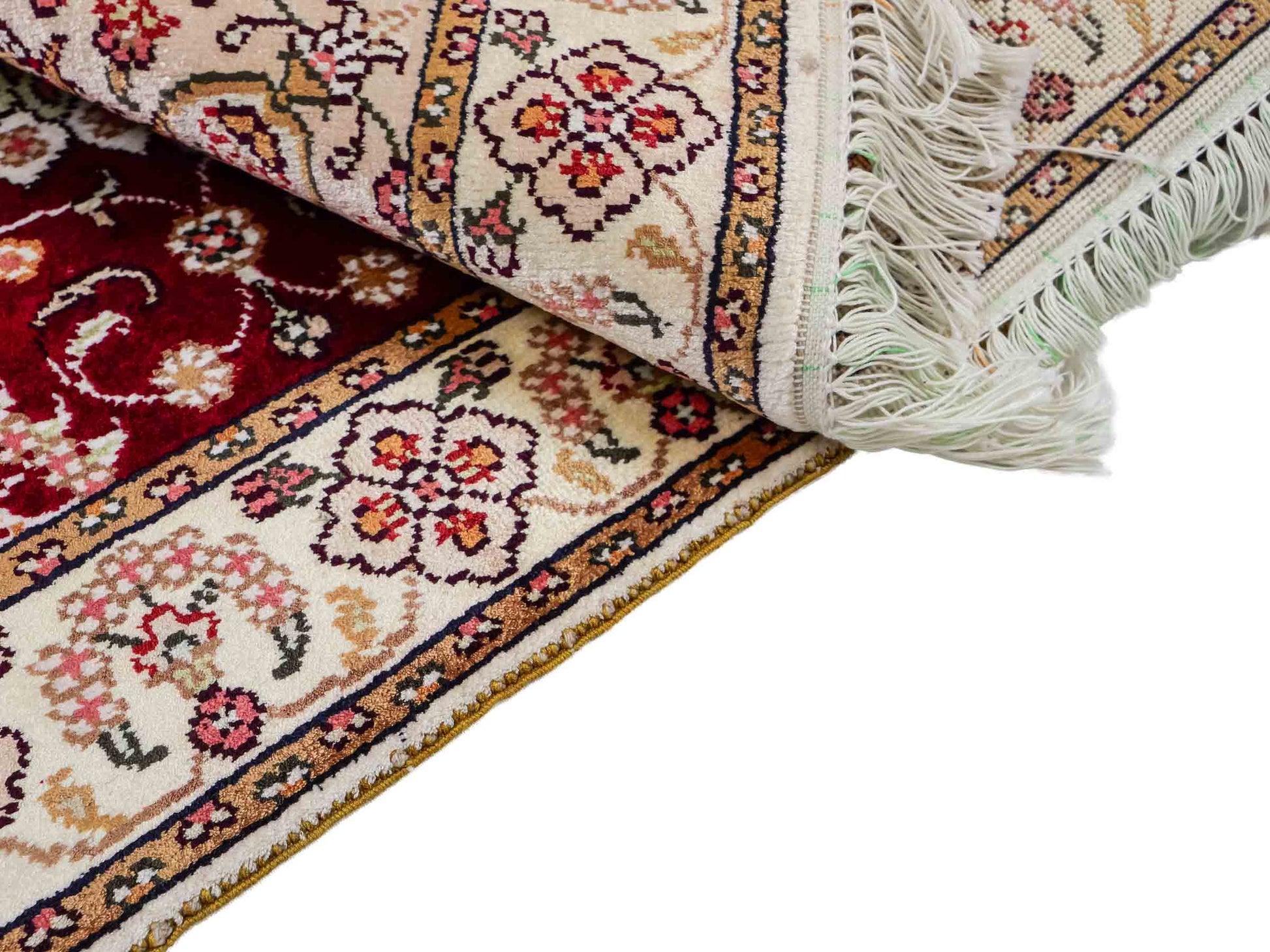 Feiner, handgeknüpfter, chinesischer Orientteppich mit Ghom Design aus Kunstseide, rot, weiß, creme. 90x63 cm. Verkauf durch Jupiter Intl.