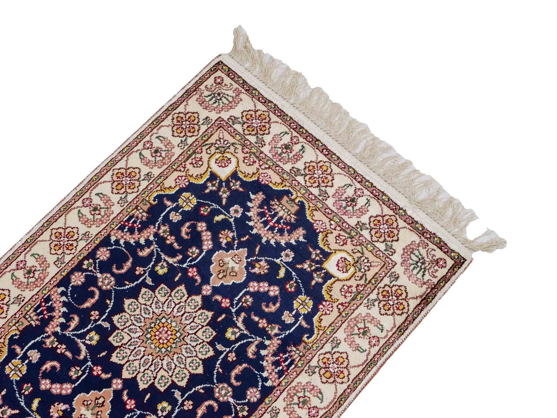Feiner, handgeknüpfter, chinesischer Orientteppich mit Ghom Design aus Kunstseide, blau, weiß, creme. 91x61 cm. Verkauf durch Jupiter Intl.