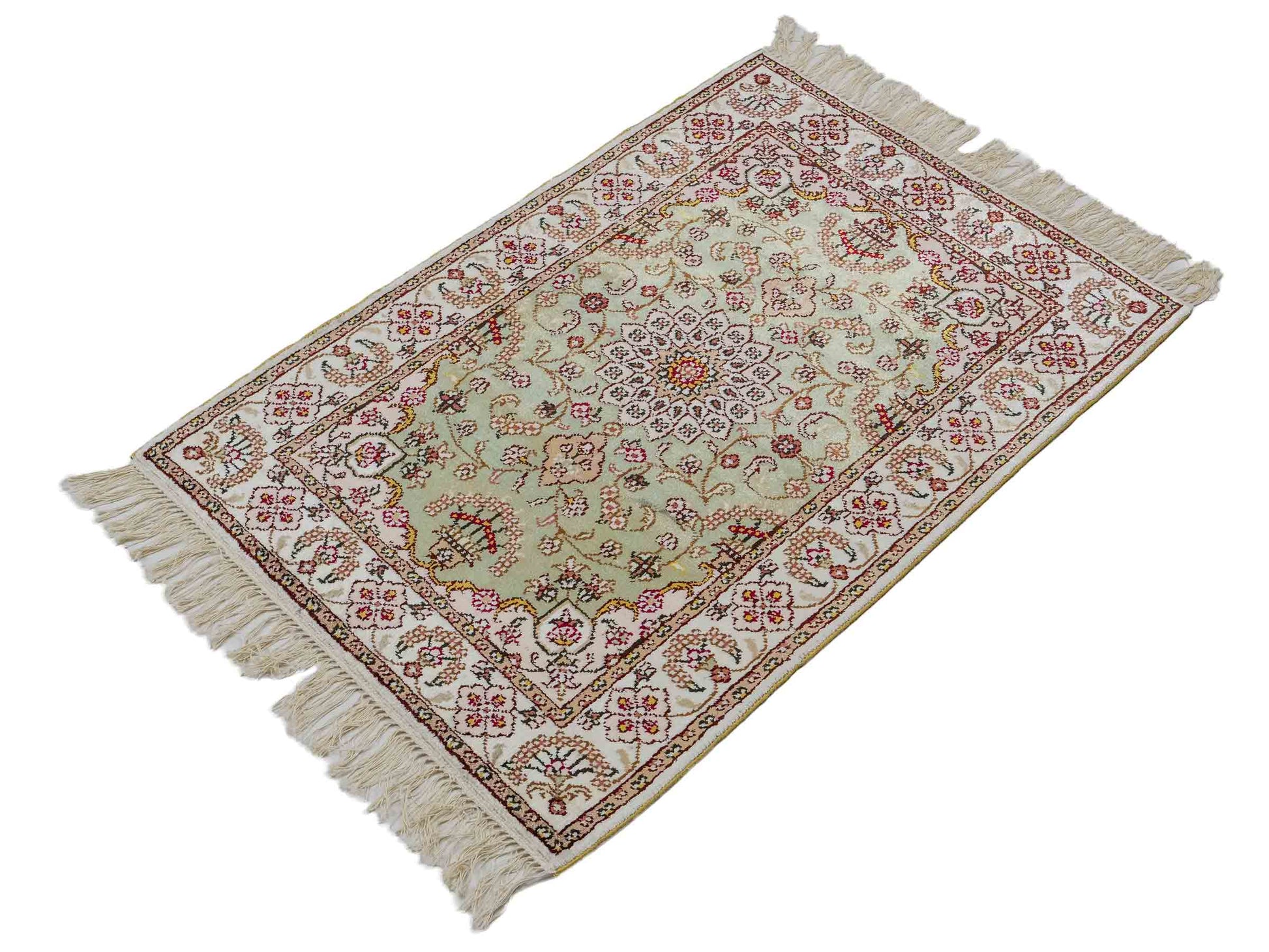 Feiner, handgeknüpfter, chinesischer Orientteppich mit Ghom Design aus Kunstseide, grün, weiß, creme. 92x63 cm. Verkauf durch Jupiter Intl.