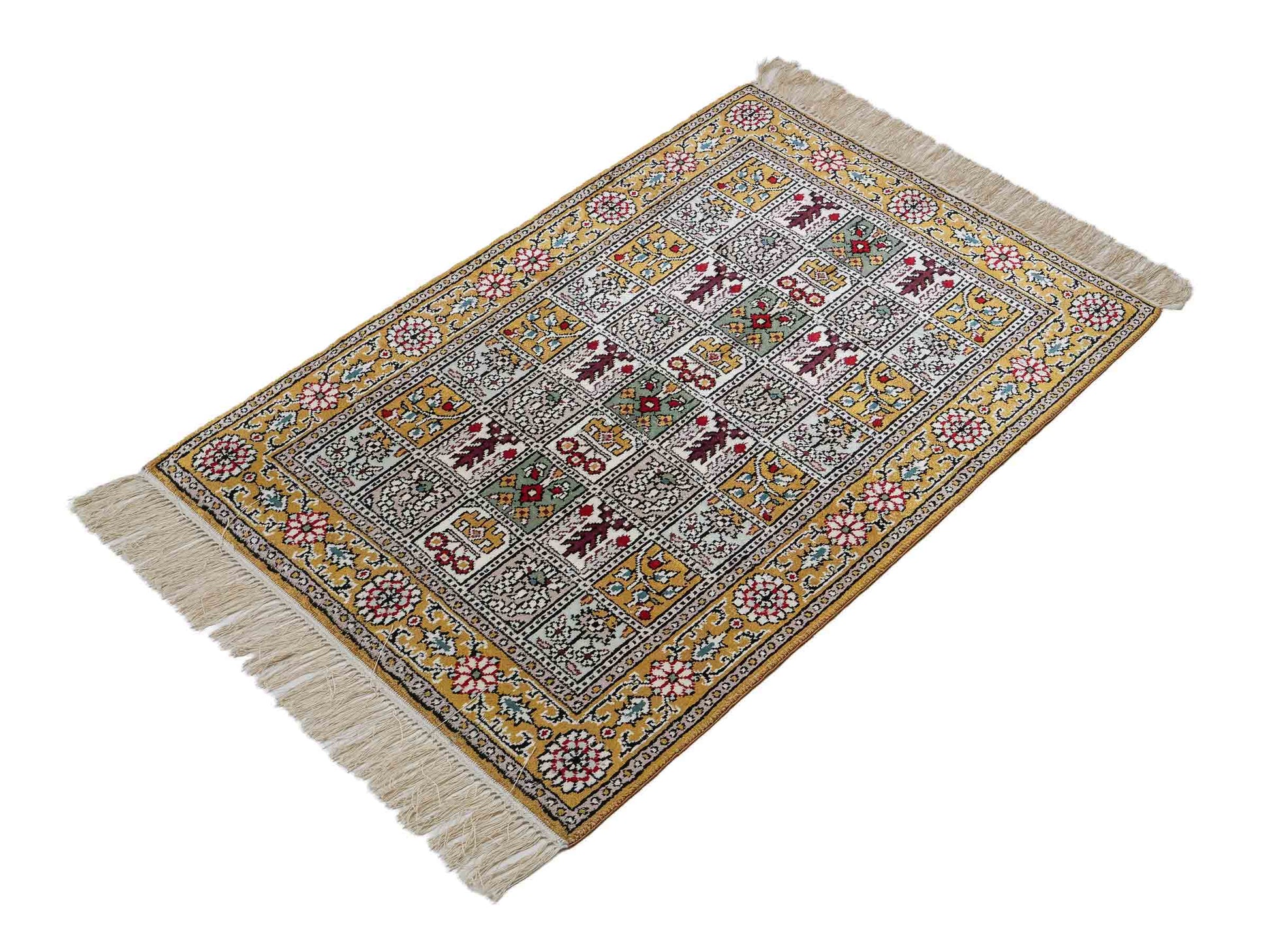 Feiner, handgeknüpfter, chinesischer Orientteppich mit Ghom Design aus Kunstseide, braun, oliv. 92x63 cm. Verkauf durch Jupiter Intl.