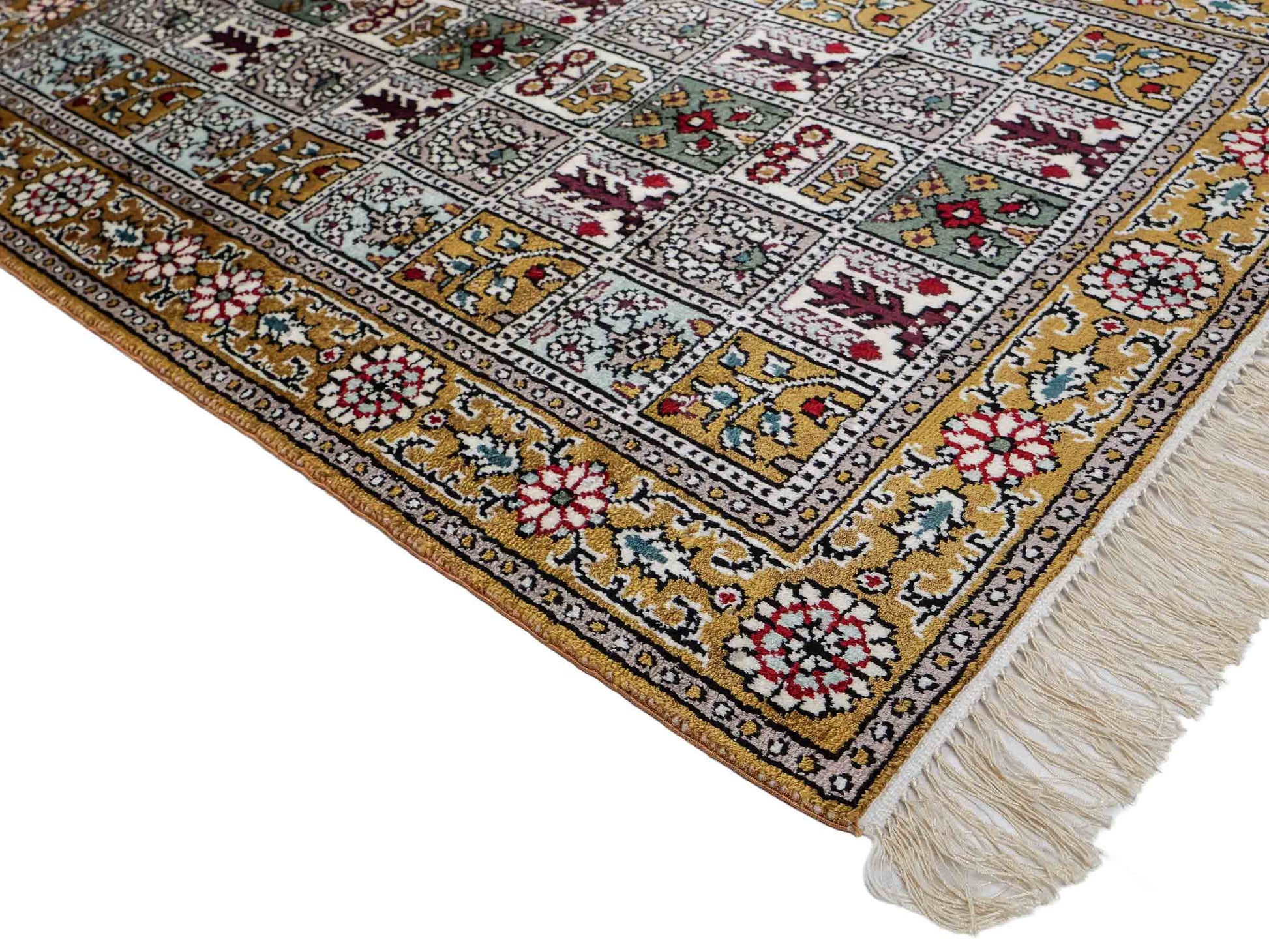 Feiner, handgeknüpfter, chinesischer Orientteppich mit Ghom Design aus Kunstseide, braun, oliv. 92x63 cm. Verkauf durch Jupiter Intl.