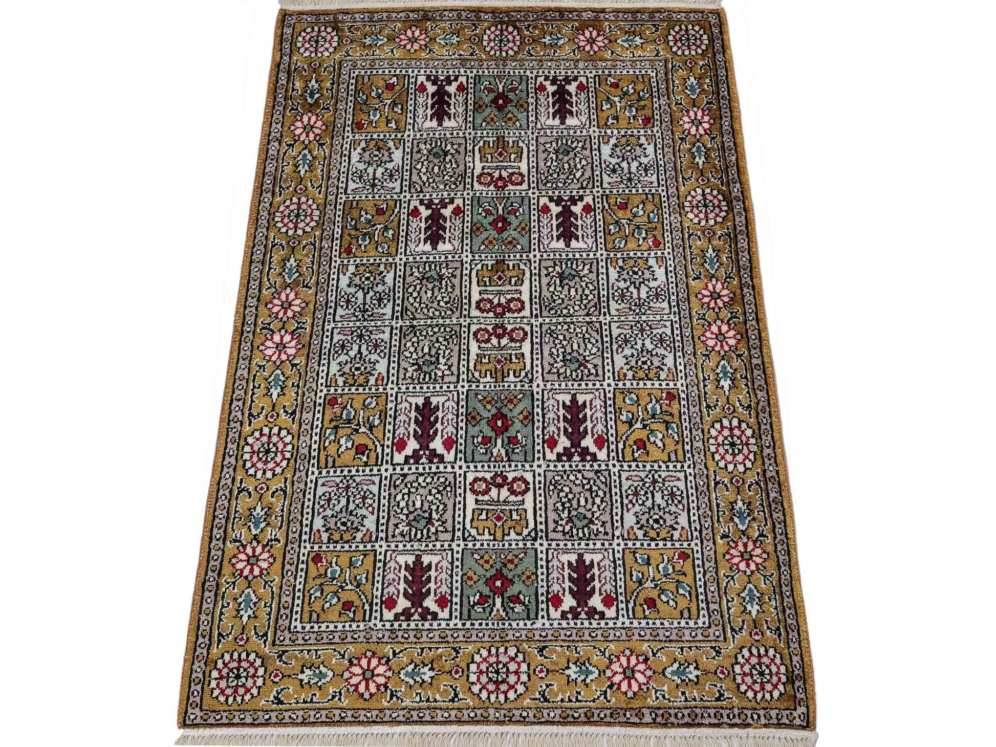 Feiner, handgeknüpfter, chinesischer Orientteppich mit Ghom Design aus Kunstseide, braun, oliv. 93x63 cm. Verkauf durch Jupiter Intl.