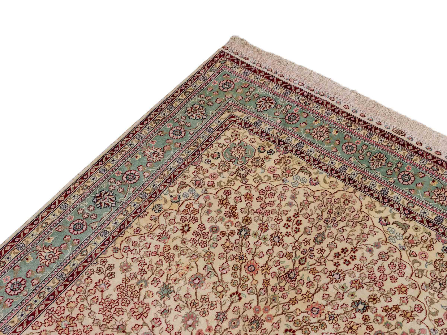 Sehr feiner, handgeknüpfter, chinesischer Hereke Orientteppich aus gesponnener Seide von Khademi, creme, weiß, blau. 190x123 cm. Verkauf durch Jupiter Intl.