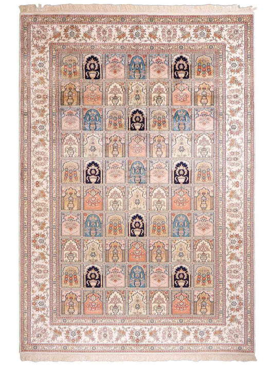 Feiner, handgeknüpfter, chinesischer Orientteppich mit Hereke Design aus Viskose, creme, weiß, multicolor. 272x184 cm. Verkauf durch Jupiter Intl.