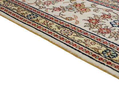 Feiner, handgeknüpfter, chinesischer Orientteppich mit Hereke Design aus Viskose, creme, weiß, multicolor. 272x184 cm. Verkauf durch Jupiter Intl.