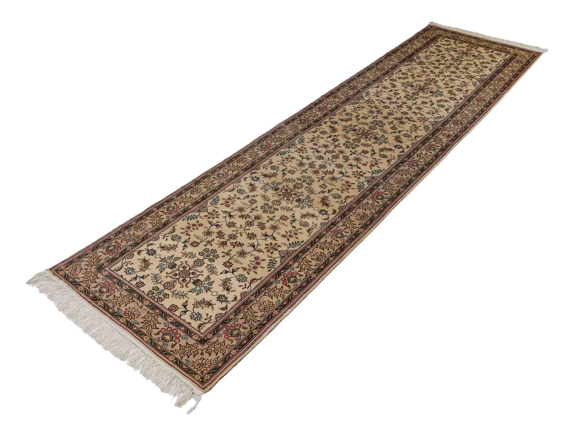Sehr feiner, handgeknüpfter, chinesischer Hereke Orientteppich Läufer aus gesponnener Seide von Khademi, creme, weiß. 303x79 cm. Verkauf durch Jupiter Intl.