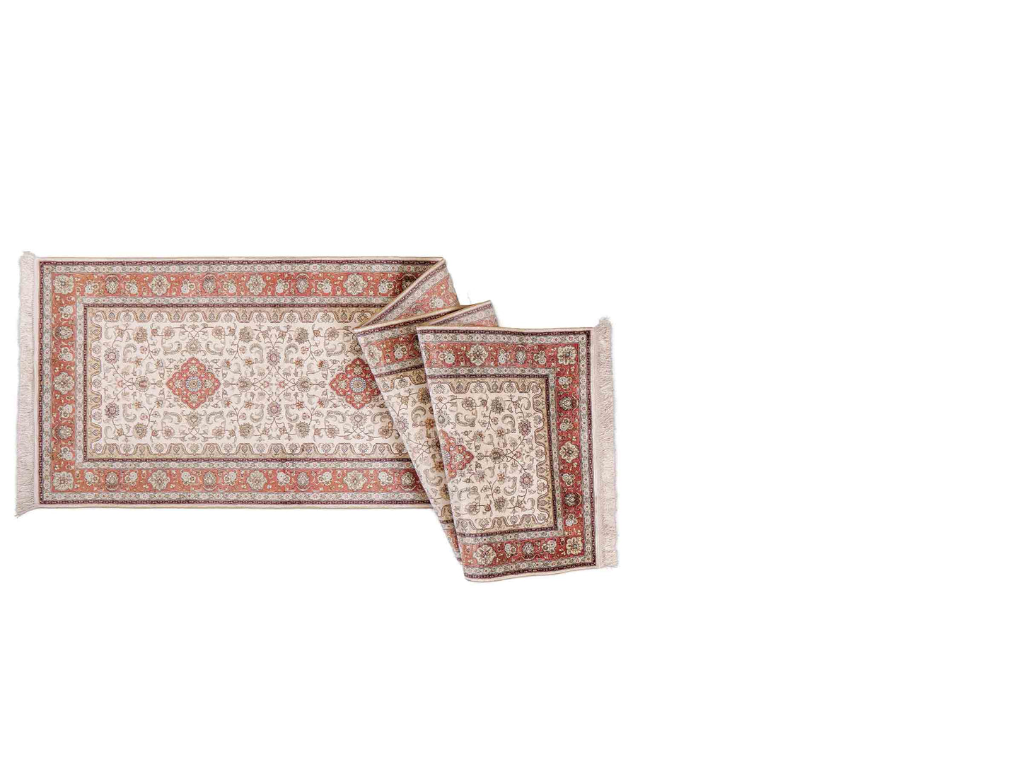 Sehr feiner, handgeknüpfter, chinesischer Hereke Orientteppich Läufer aus gesponnener Seide mit Medaillon-Design von Khademi, creme, weiß, rosa. 309x78 cm. Verkauf durch Jupiter Intl.