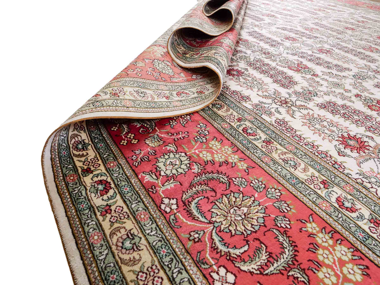 Feiner, handgeknüpfter, chinesischer Hereke Orientteppich aus gesponnener Seide mit Allover-Design von Khademi, creme, weiß, rosa. 363x277 cm. Verkauf durch Jupiter Intl.