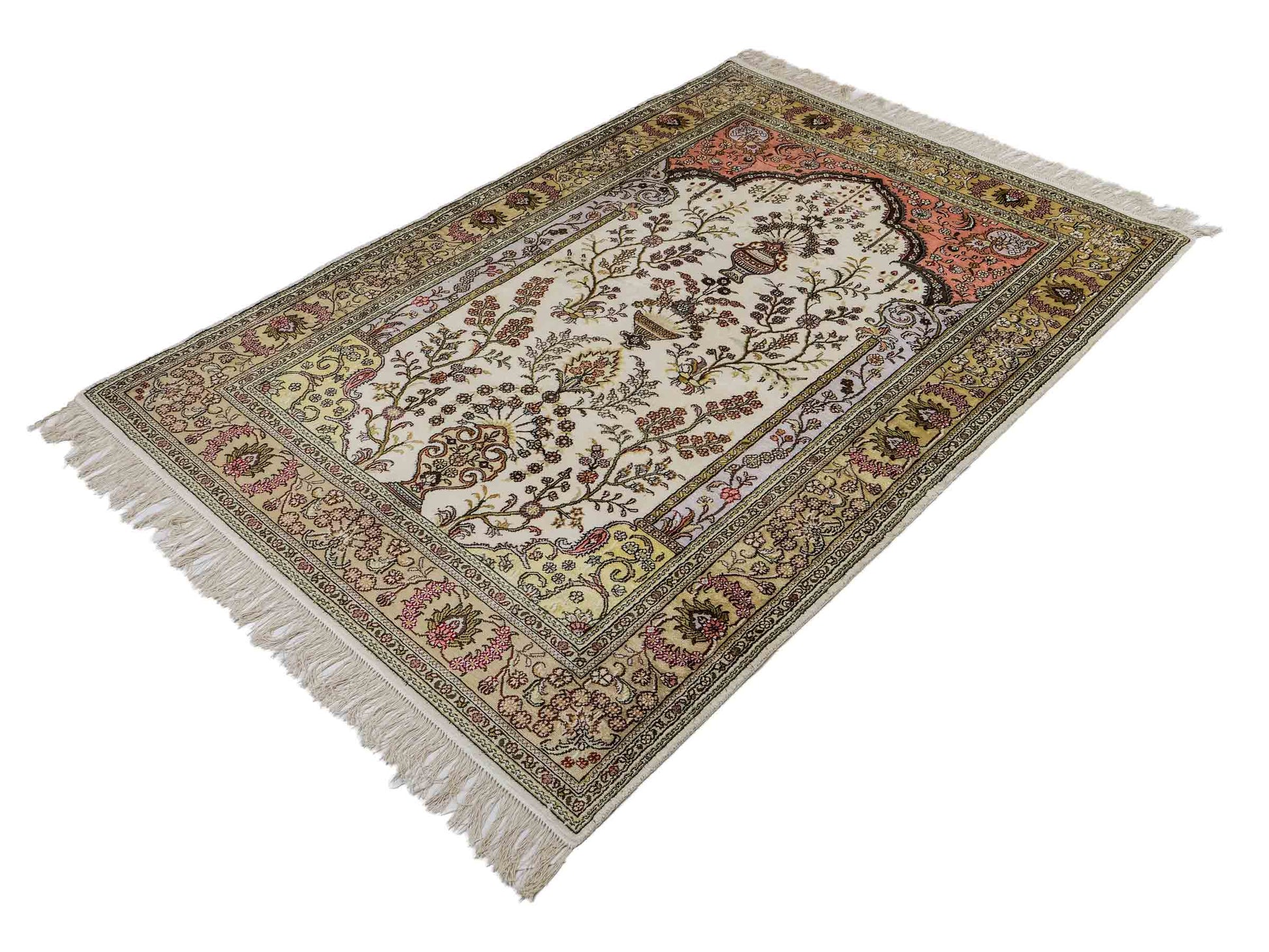 Feiner, handgeknüpfter, chinesischer Orientteppich mit Hereke Design aus Kunstseide, weiß, creme, beige. 179x124 cm. Verkauf durch Jupiter Intl.