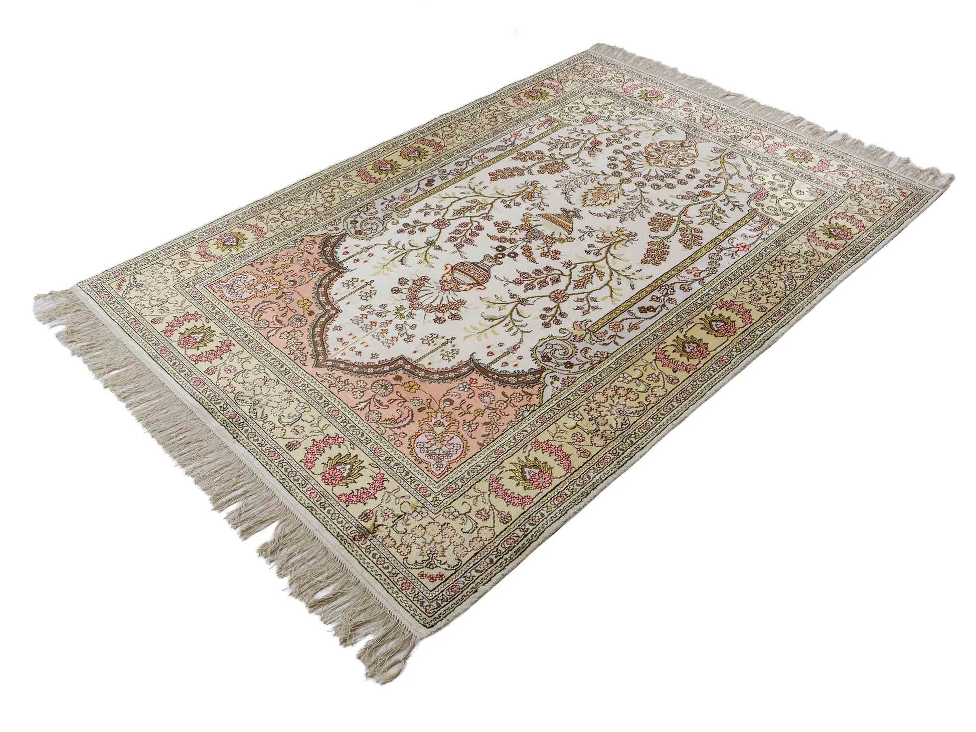 Feiner, handgeknüpfter, chinesischer Orientteppich mit Hereke Design aus Kunstseide, weiß, creme, beige. 179x124 cm. Verkauf durch Jupiter Intl.