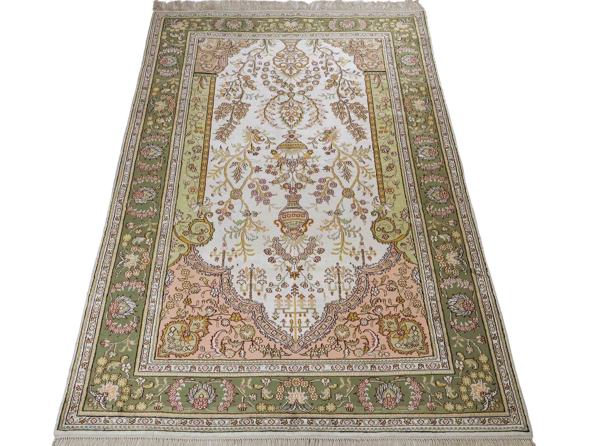 Feiner, handgeknüpfter, chinesischer Orientteppich mit Hereke Design aus Kunstseide, grün, creme, weiß. 181x123 cm. Verkauf durch Jupiter Intl.